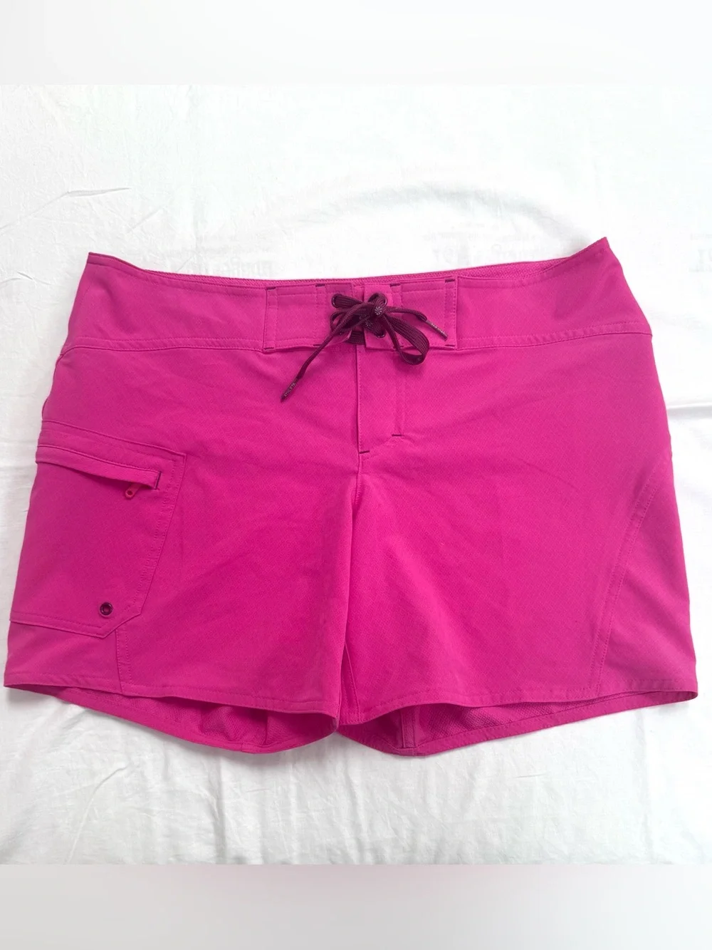Athleta Pink Fuchsia Board Shorts Size 6 Lace Up Cargo Swim Surf 6” Inseam